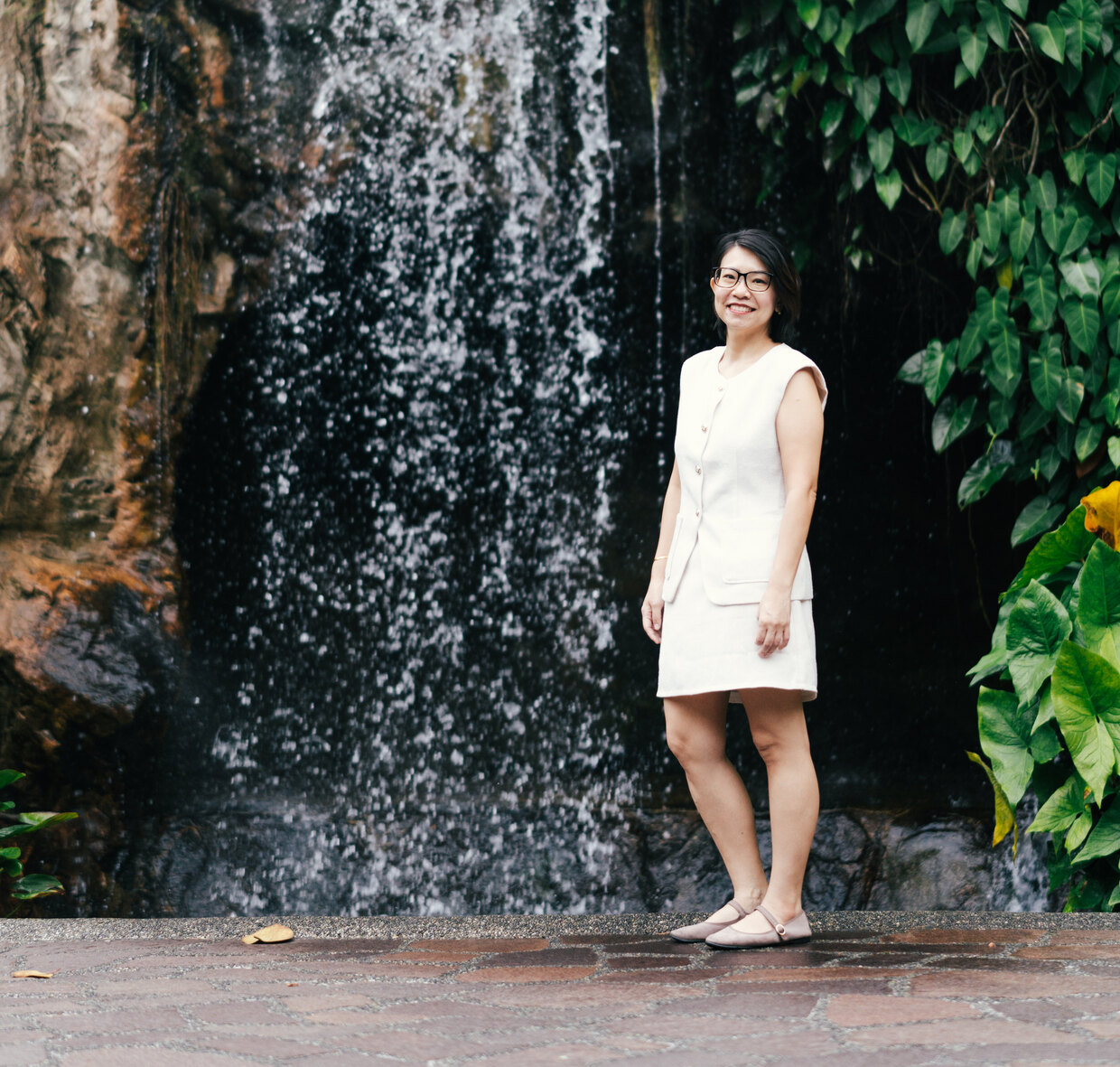 Rae, founder of Rae of Light SG